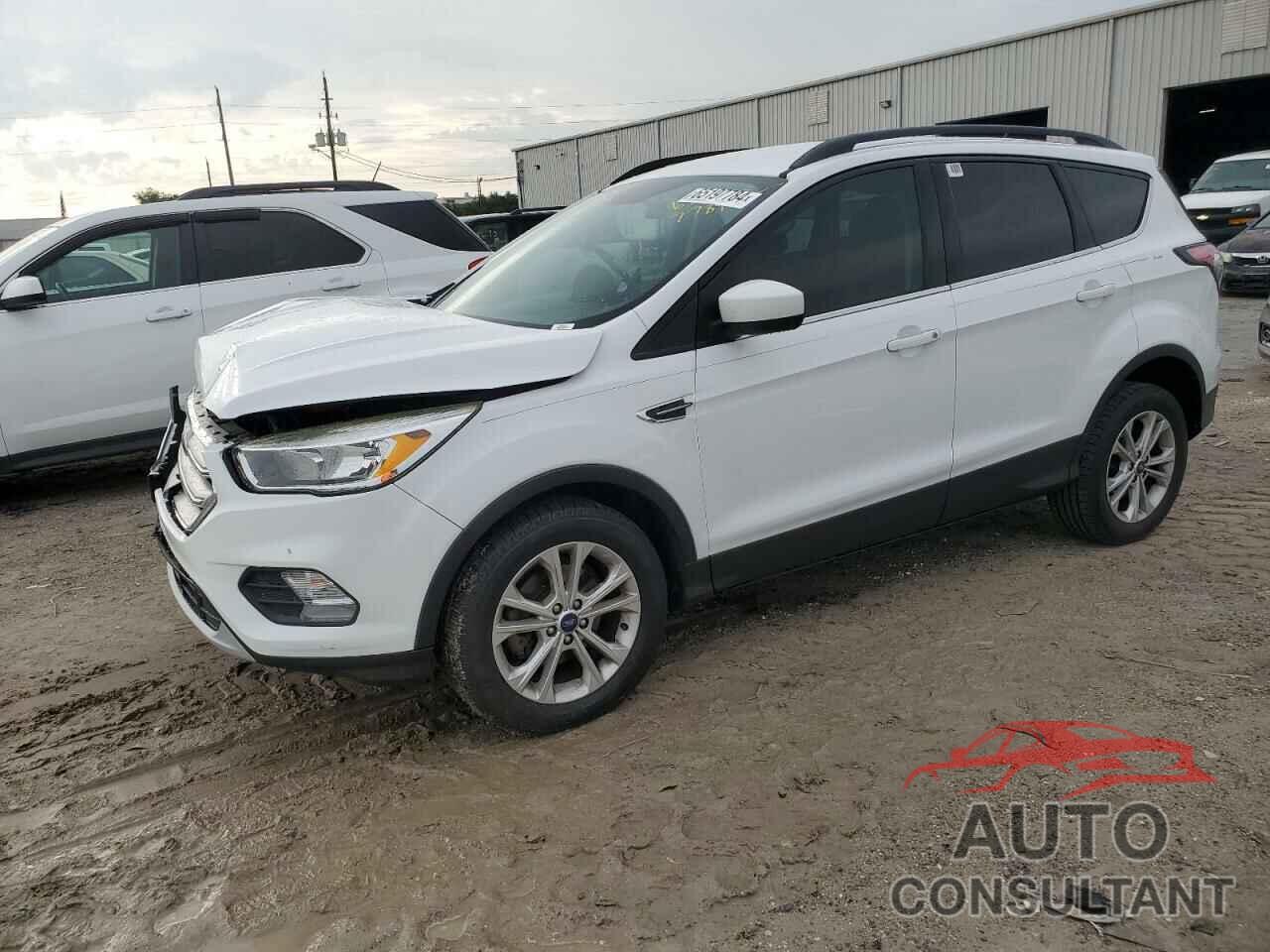 FORD ESCAPE 2018 - 1FMCU0GD6JUA02187