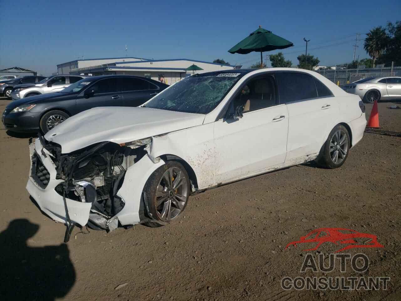MERCEDES-BENZ E-CLASS 2015 - WDDHF5KB2FB128241