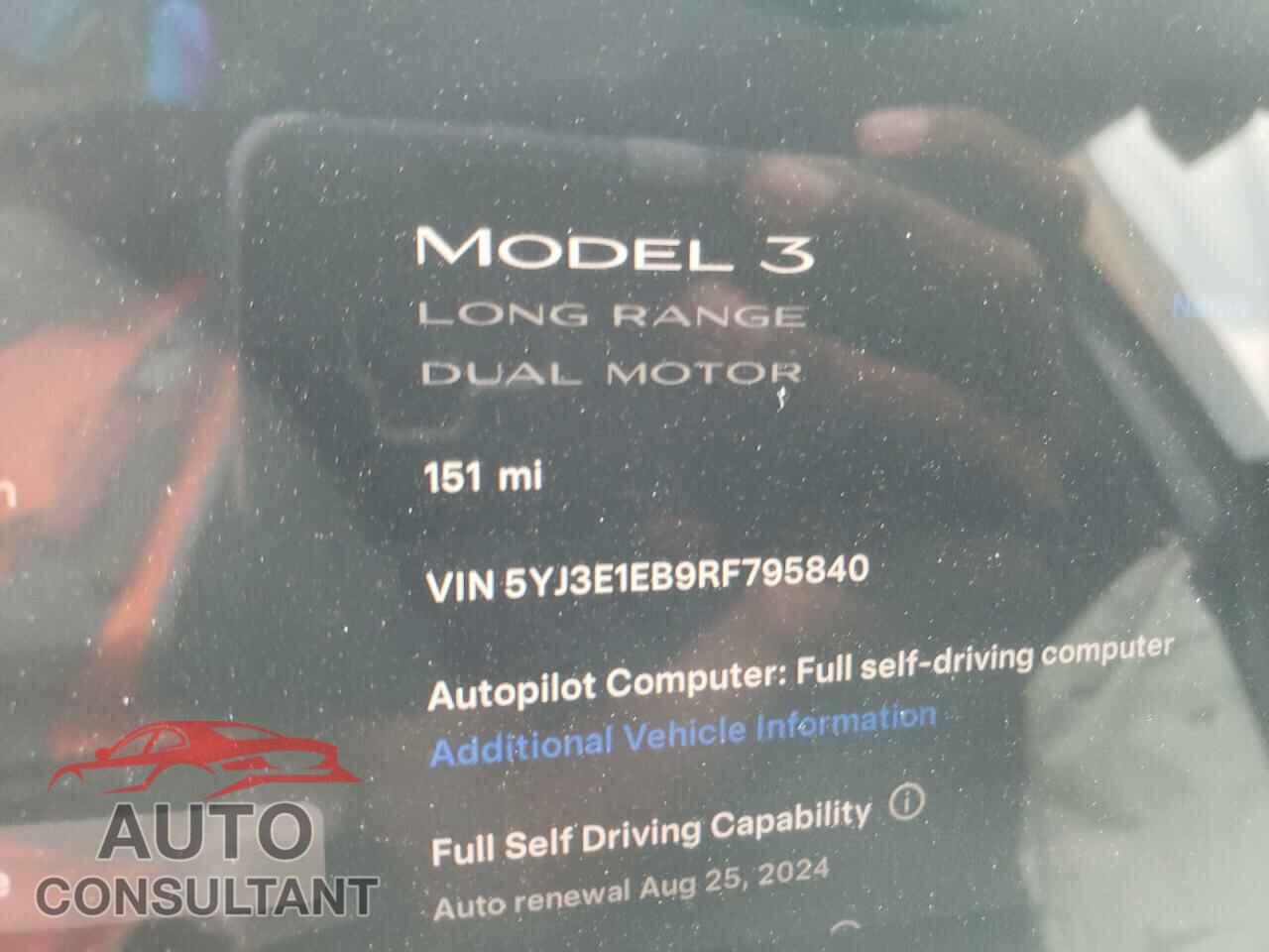 TESLA MODEL 3 2024 - 5YJ3E1EB9RF795840