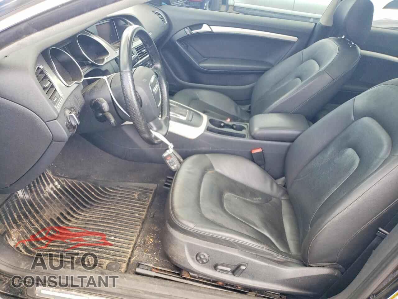 AUDI A5 2010 - WAUCFAFR1AA052284