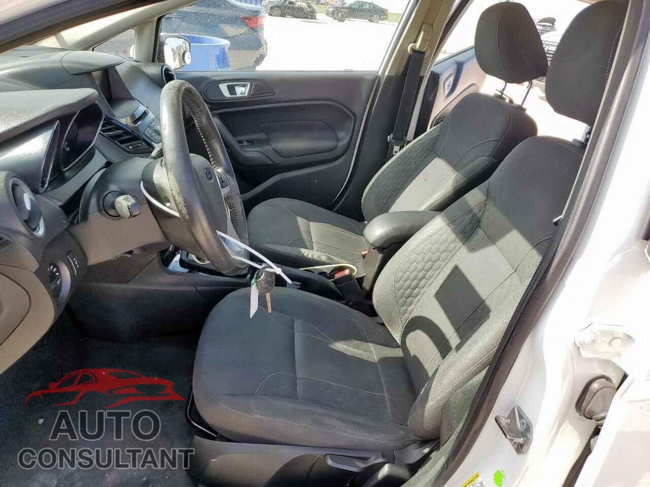 FORD FIESTA 2014 - 3FADP4EJ4EM133585