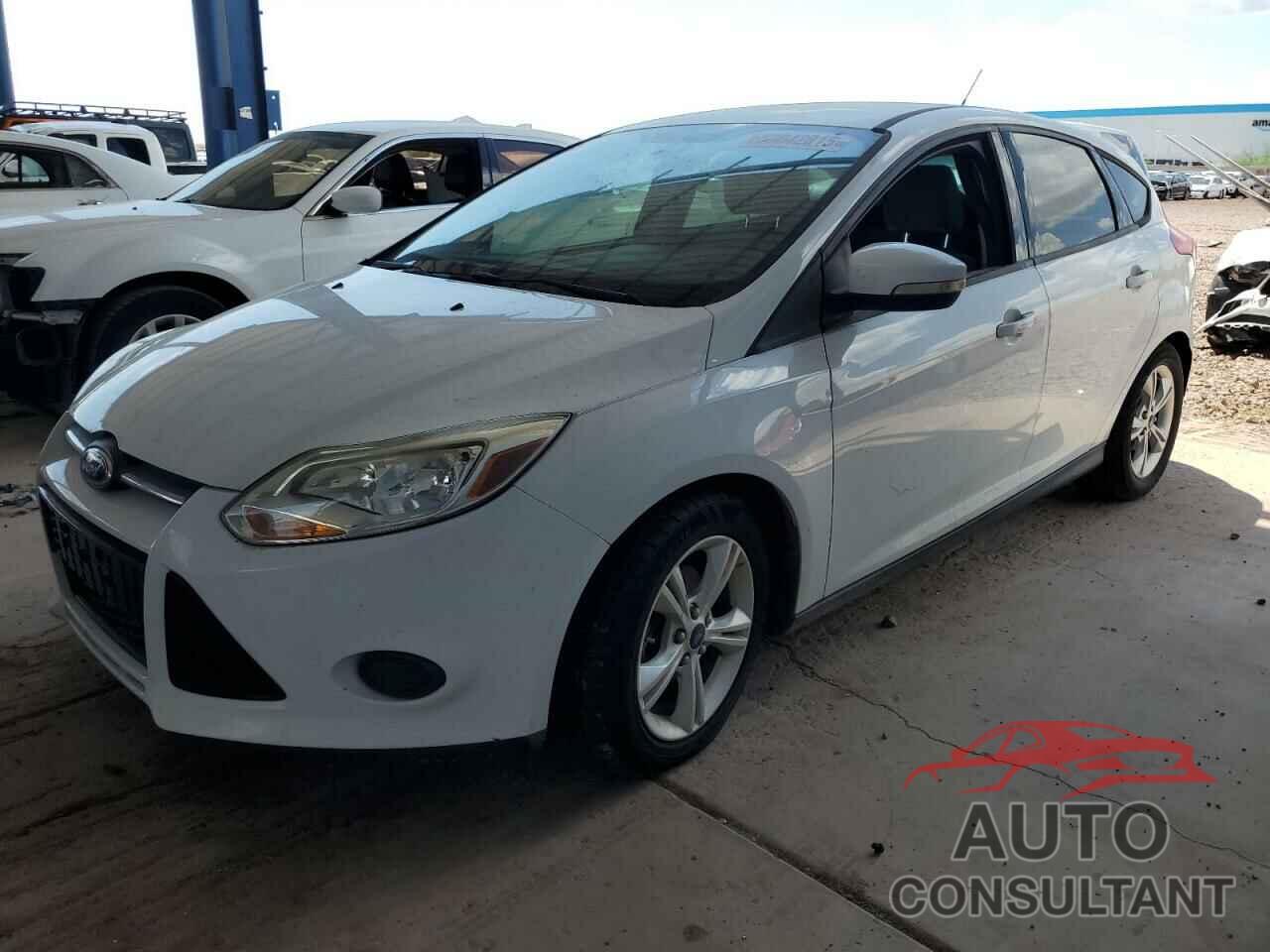 FORD FOCUS 2014 - 1FADP3K24EL210660