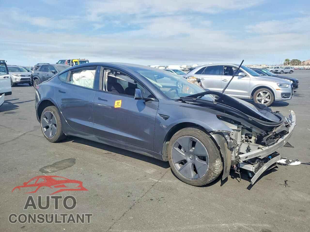 TESLA MODEL 3 2022 - 5YJ3E1EA3NF351709