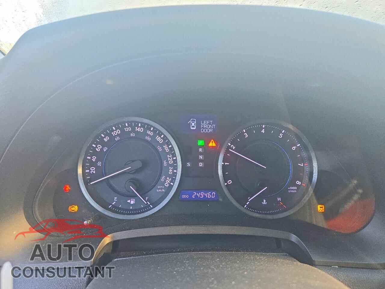 LEXUS IS 2012 - JTHCF5C26C5058836