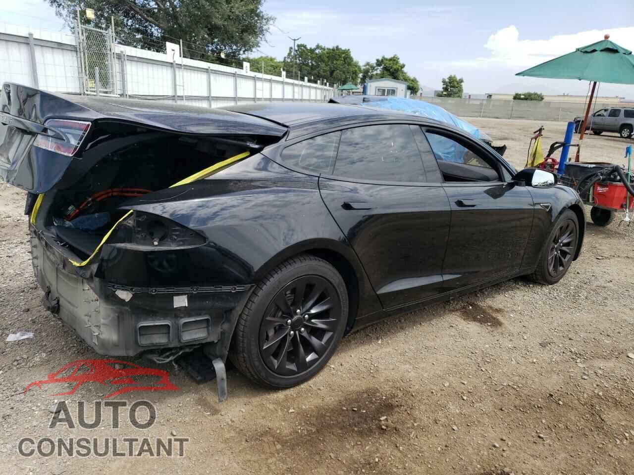 TESLA MODEL S 2016 - 5YJSA1E19GF142985