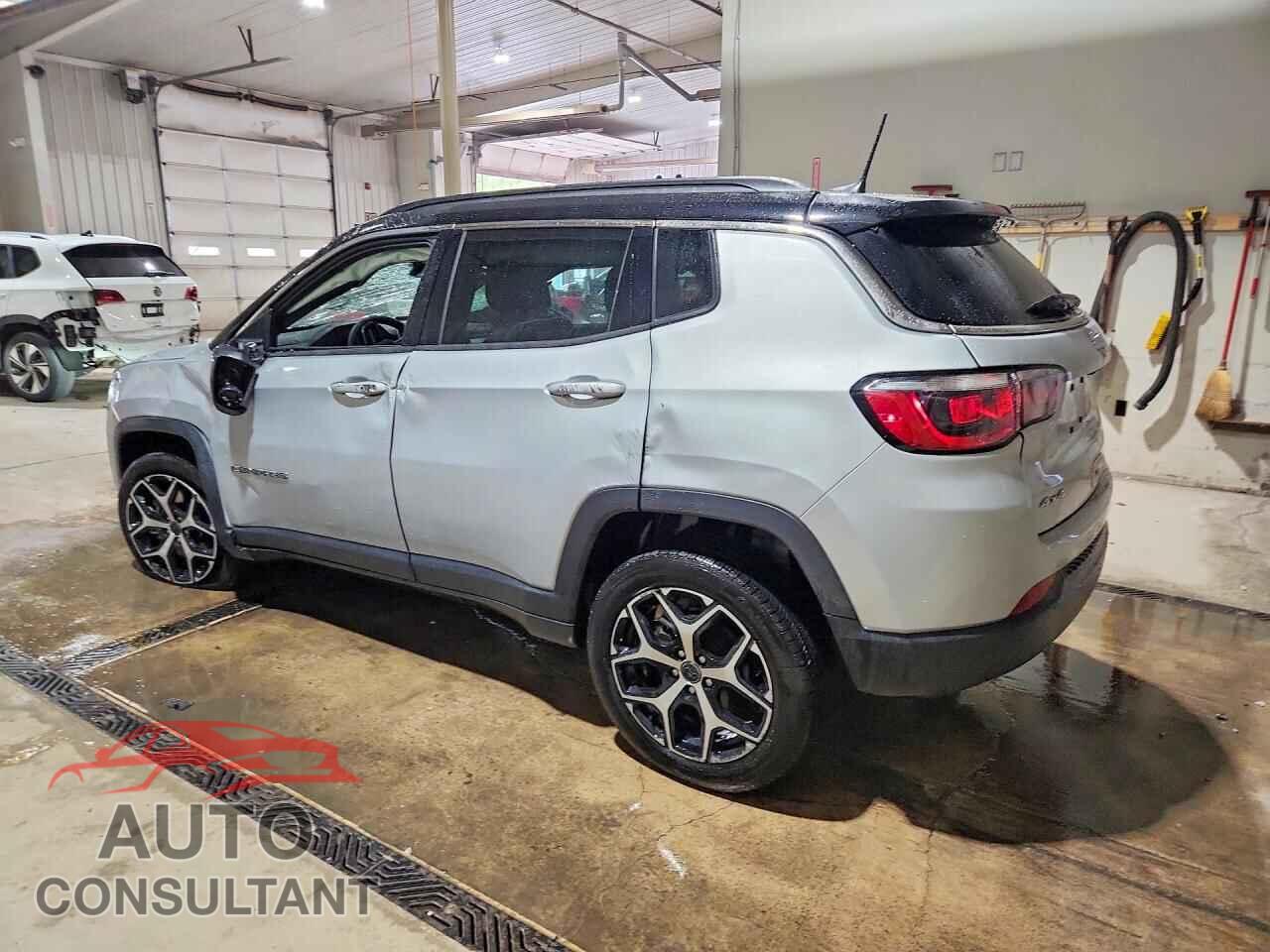 JEEP COMPASS 2025 - 3C4NJDCN9ST505882