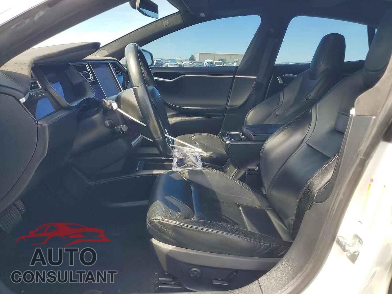 TESLA MODEL S 2016 - 5YJSA1E12GF151480