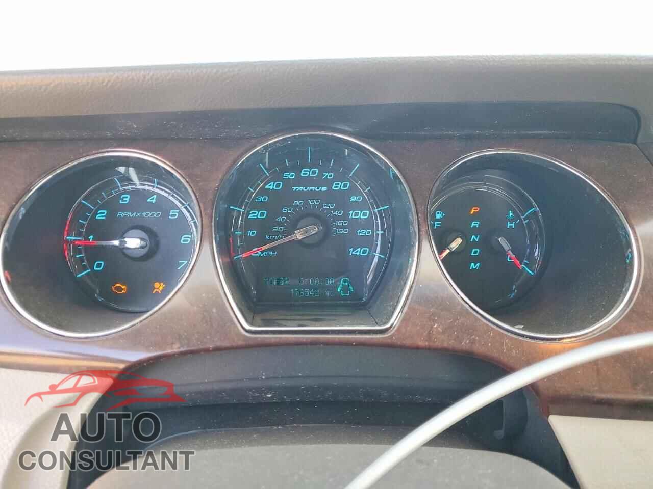 FORD TAURUS 2010 - 1FAHP2EW3AG106061