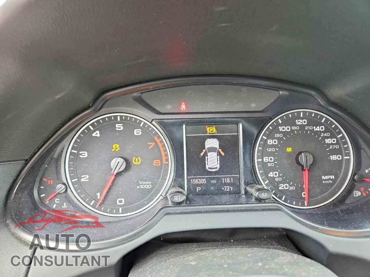 AUDI Q5 2012 - WA1LFAFP2CA090945