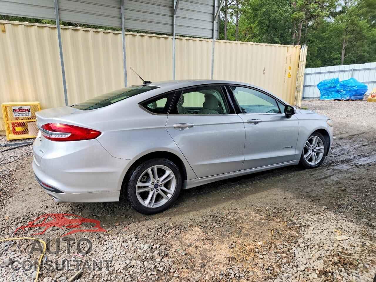FORD FUSION 2018 - 3FA6P0UU3JR142000