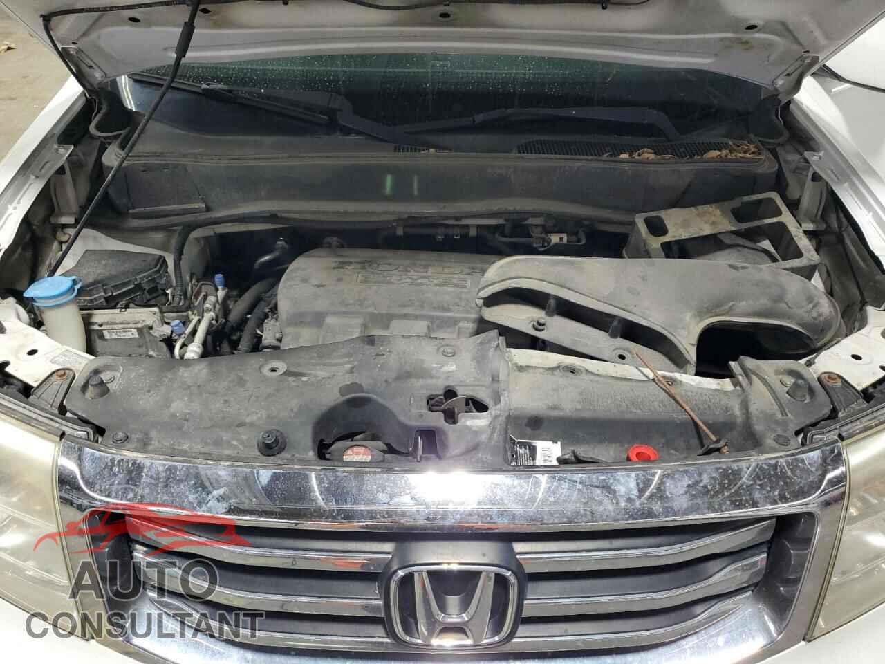 HONDA PILOT 2013 - 5FNYF4H55DB046858