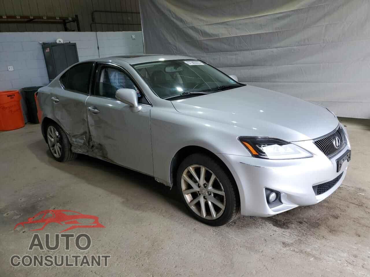 LEXUS IS 2012 - JTHCF5C23C5054615