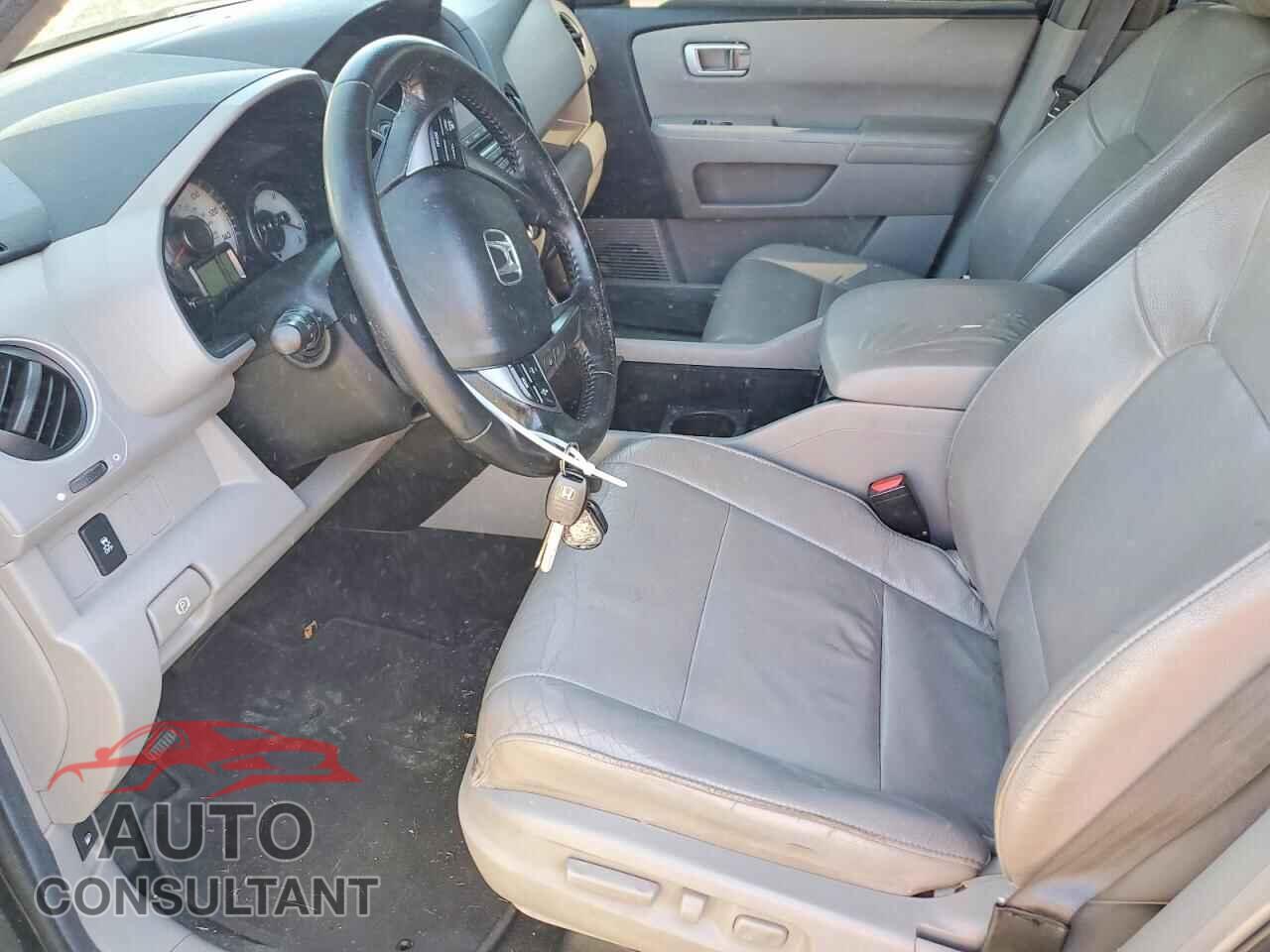 HONDA PILOT 2012 - 5FNYF4H70CB021026
