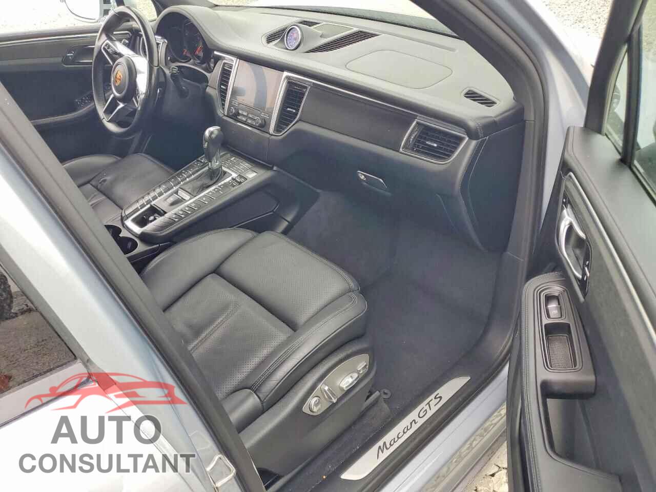 PORSCHE MACAN 2017 - WP1AG2A54HLB56637
