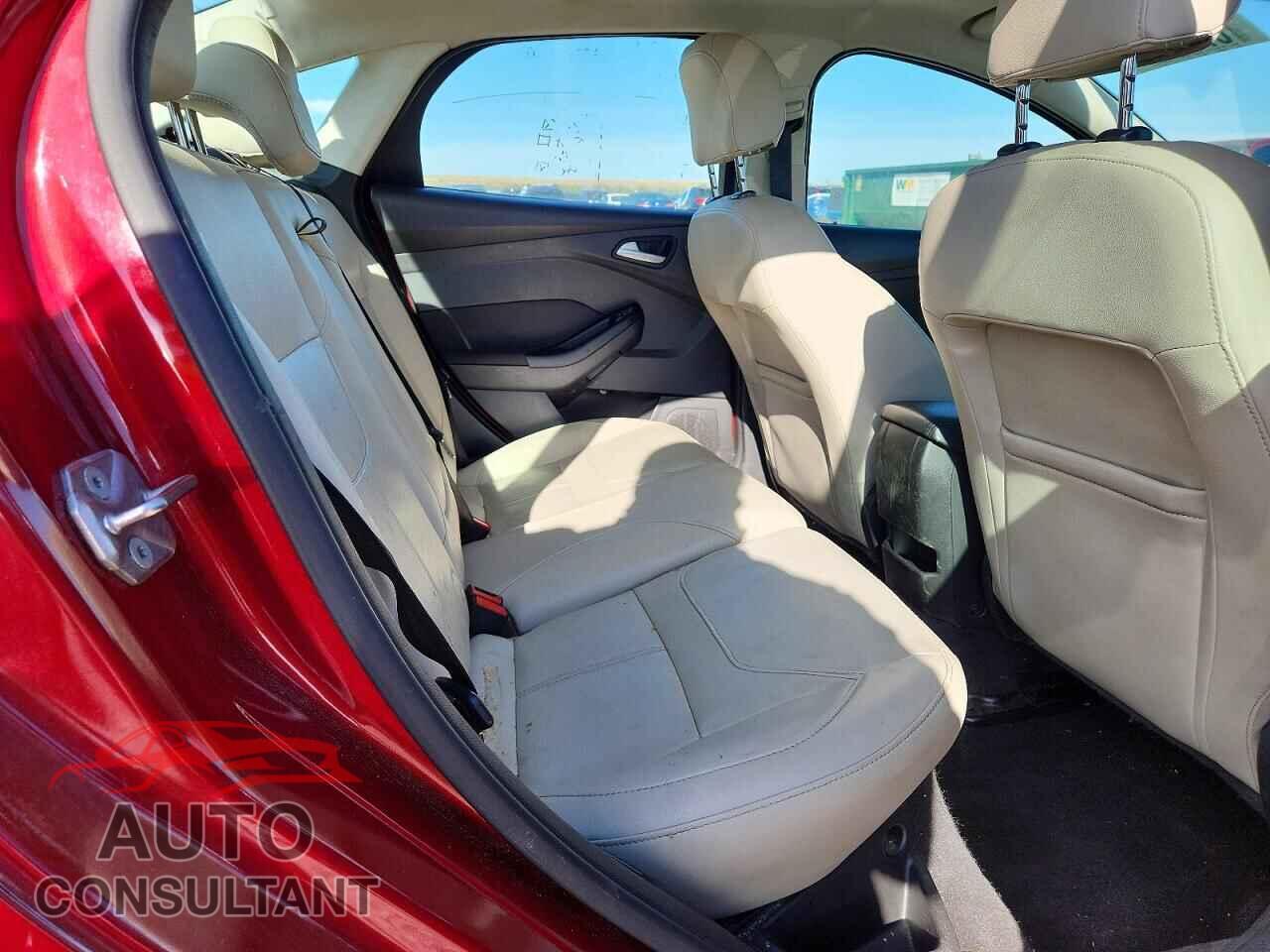 FORD FOCUS 2017 - 1FADP3J2XHL287166