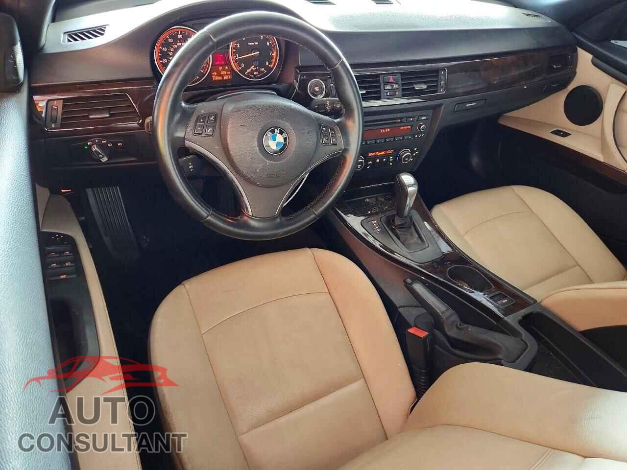 BMW 3 SERIES 2011 - WBADW3C56BE540304