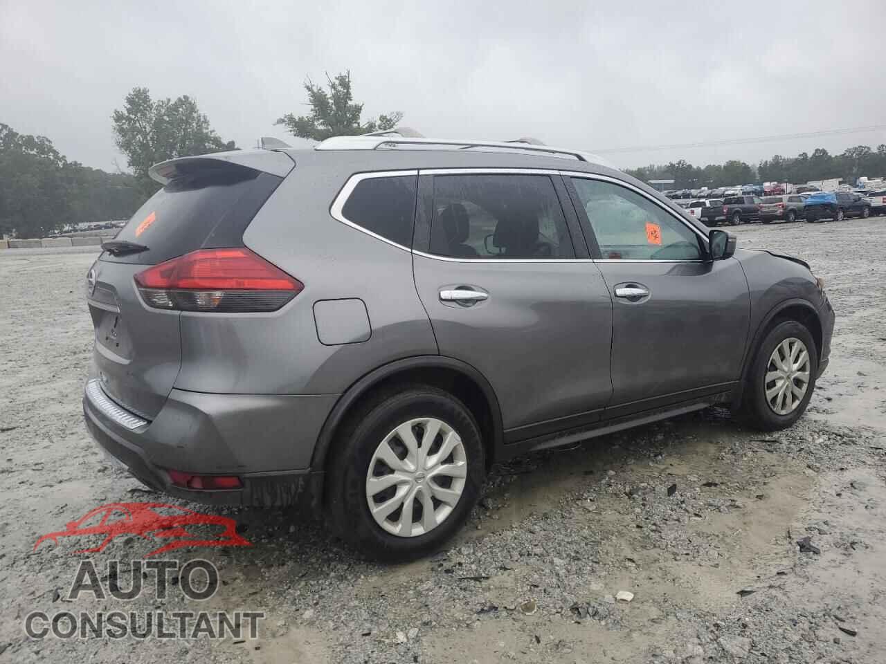 NISSAN ROGUE 2017 - KNMAT2MT5HP500766
