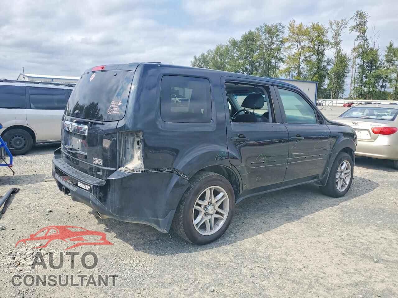 HONDA PILOT 2014 - 5FNYF4H90EB019801