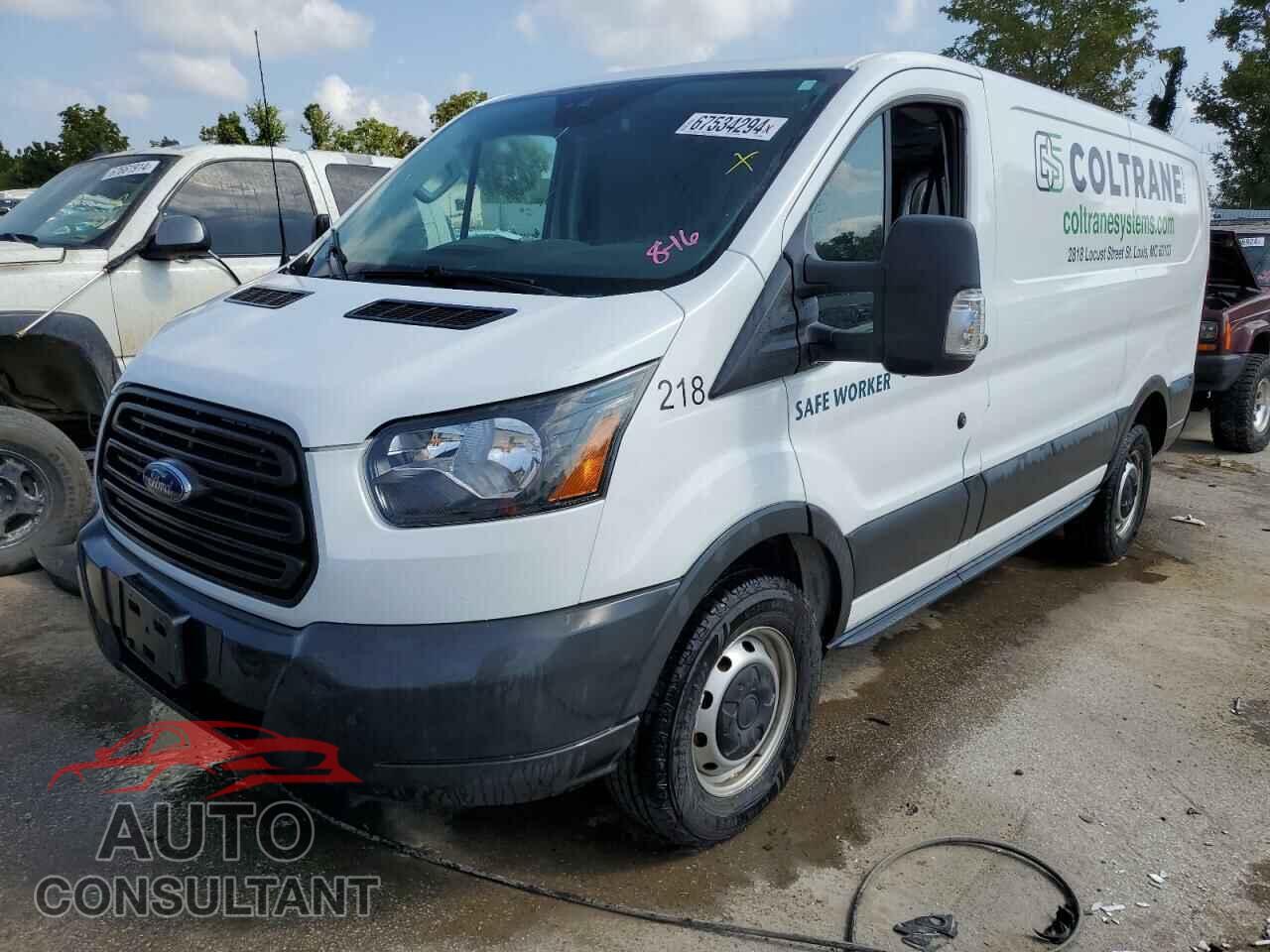 FORD TRANSIT 2017 - 1FTYR1ZM2HKB34545