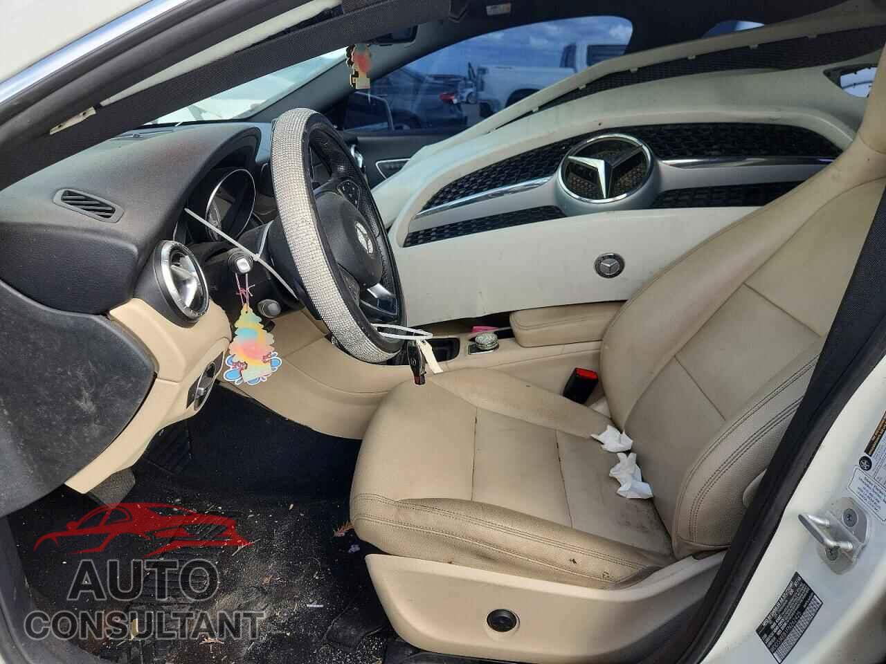MERCEDES-BENZ CLA-CLASS 2015 - WDDSJ4EB1FN262425