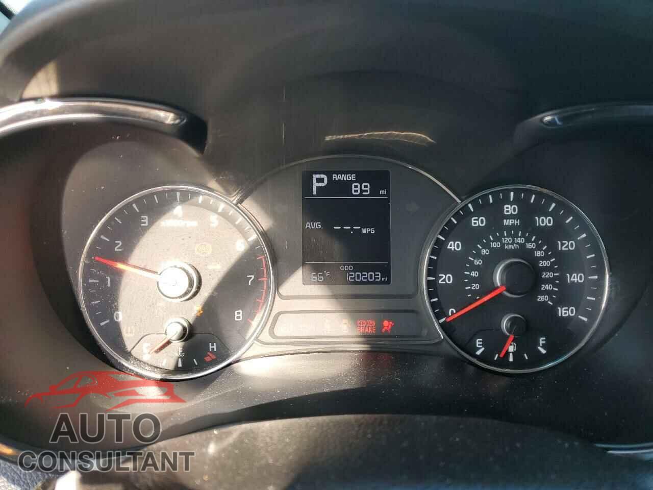 KIA FORTE 2017 - 3KPFK4A7XHE015017