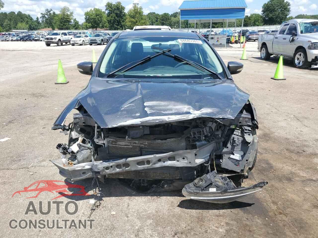 FORD FOCUS 2017 - 1FADP3H25HL251858