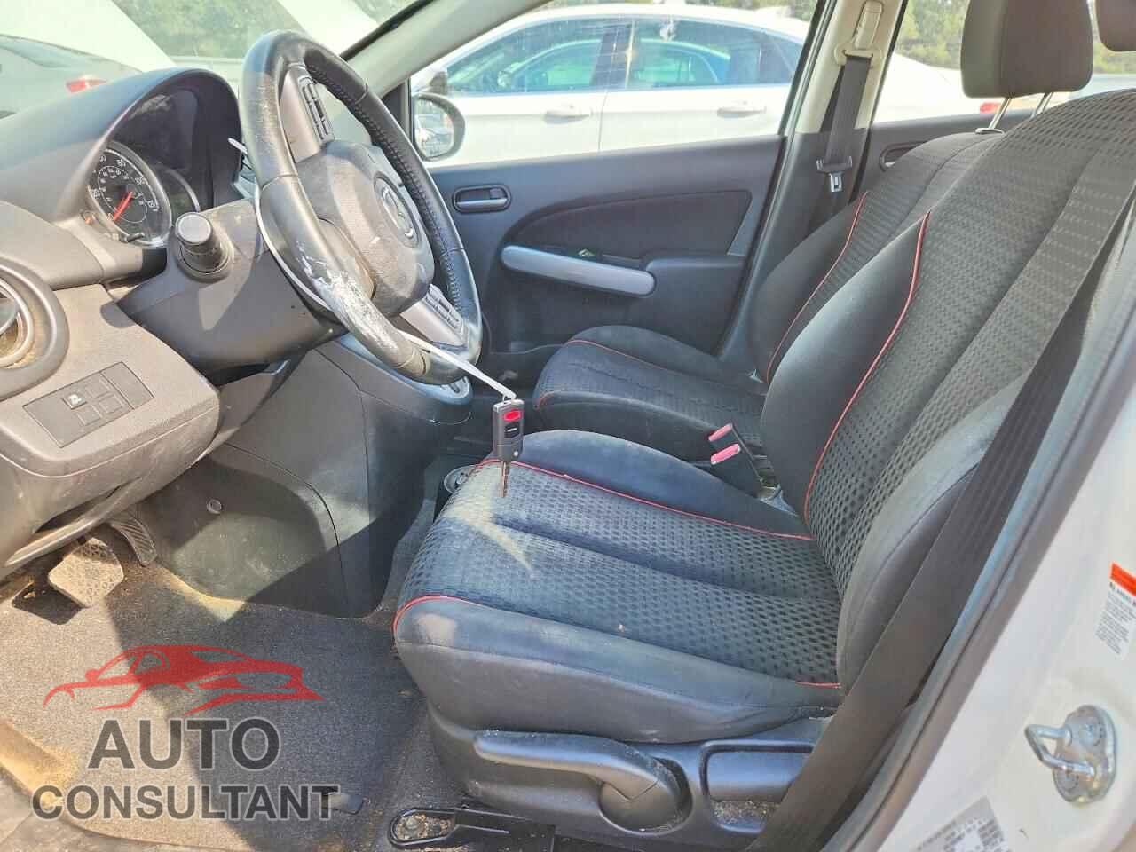 MAZDA 2 2011 - JM1DE1HY0B0127126