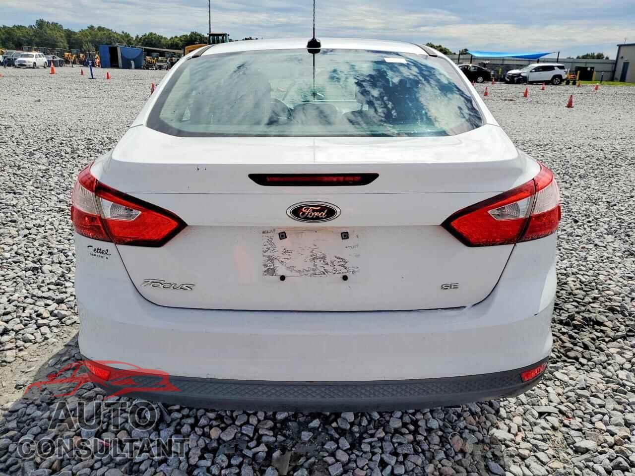 FORD FOCUS 2012 - 1FAHP3F26CL240624