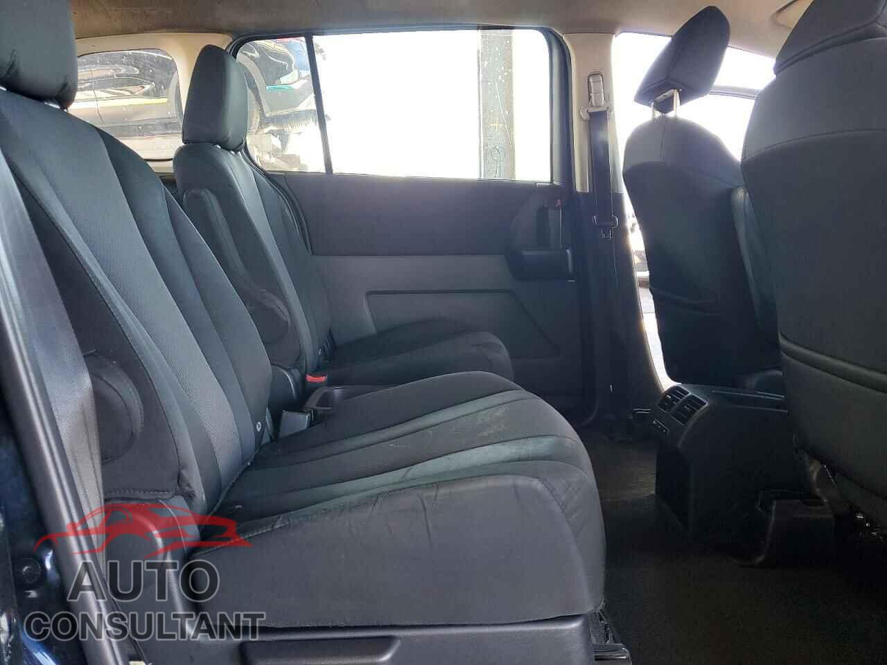 MAZDA 5 2014 - JM1CW2BL3E0177101