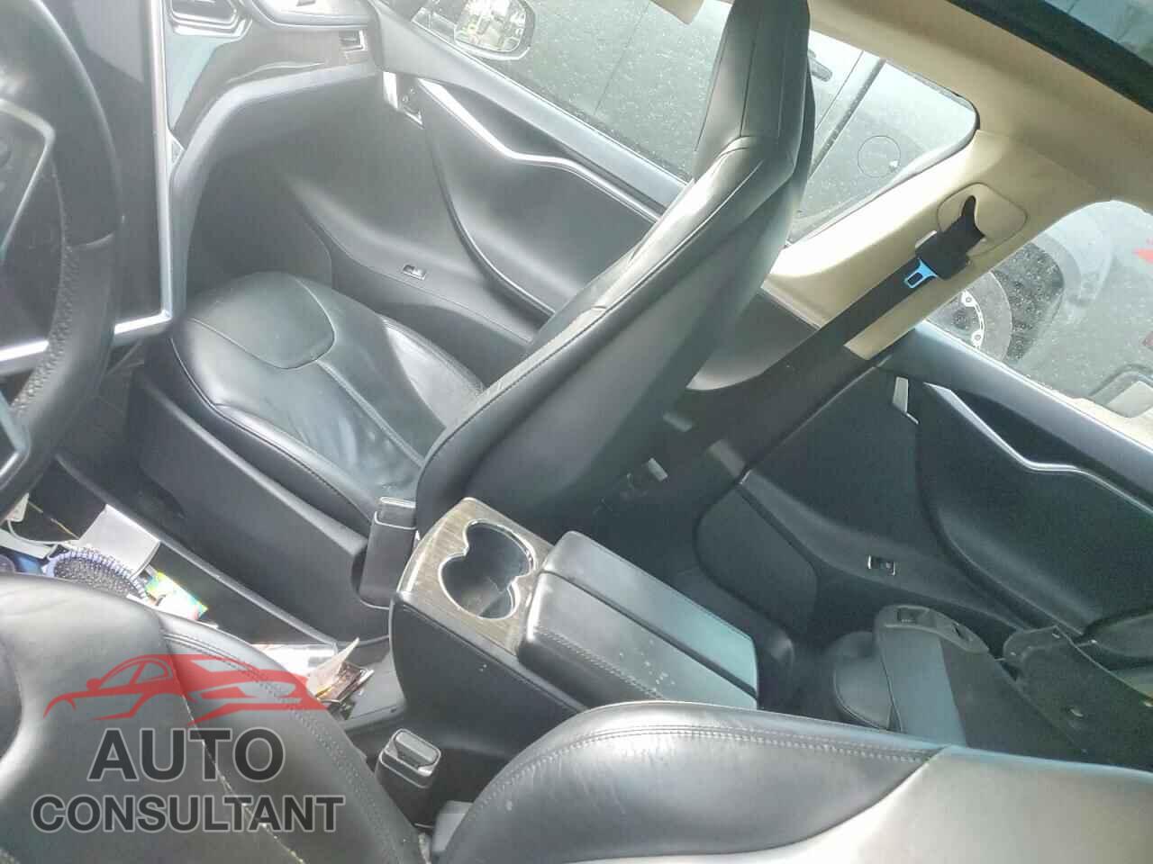 TESLA MODEL S 2013 - 5YJSA1CN9DFP16180