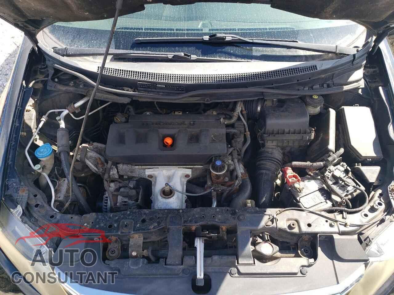 HONDA CIVIC 2012 - 2HGFB2F52CH331084