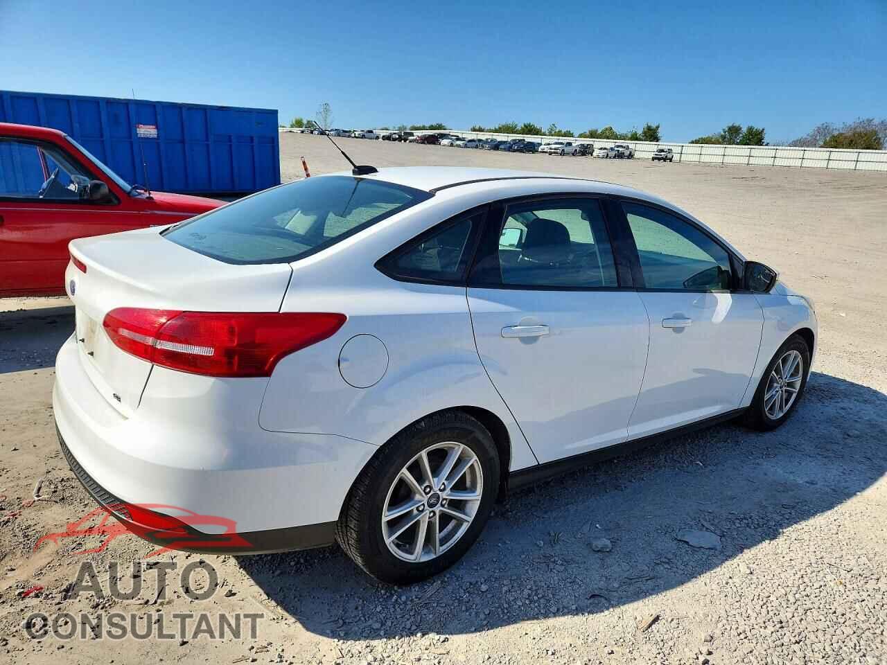 FORD FOCUS 2017 - 1FADP3F24HL298883