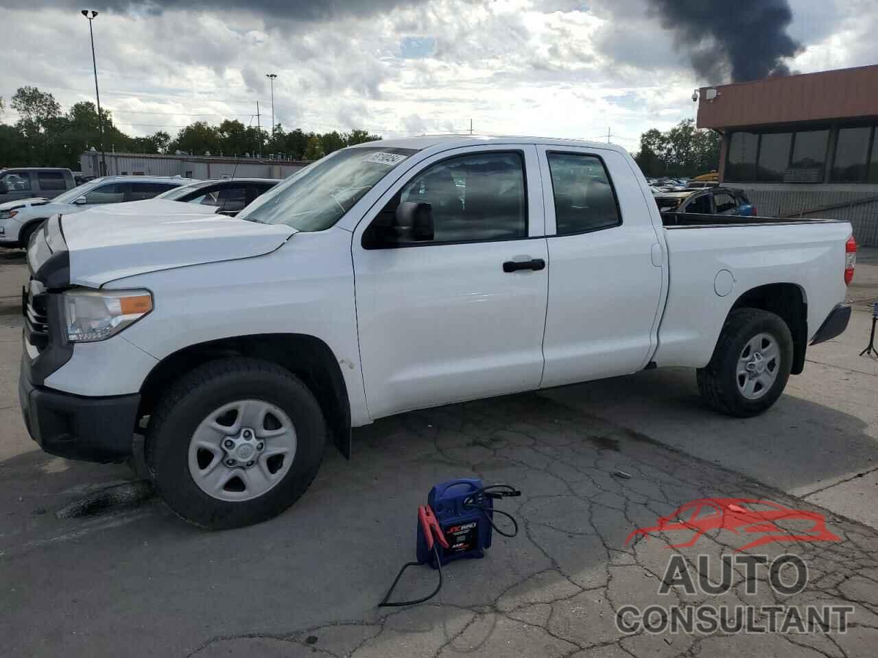 TOYOTA TUNDRA 2016 - 5TFRM5F15GX100914