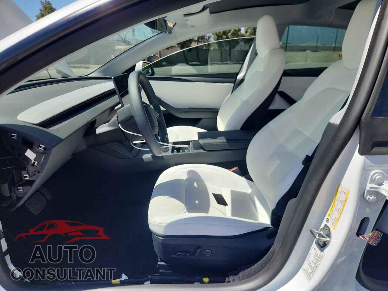TESLA MODEL 3 2024 - 5YJ3E1EA1RF867122