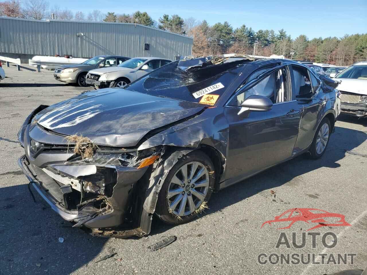 TOYOTA CAMRY 2018 - 4T1B11HK9JU078705