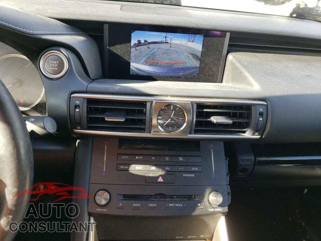 LEXUS IS 2019 - JTHBA1D2XK5099745
