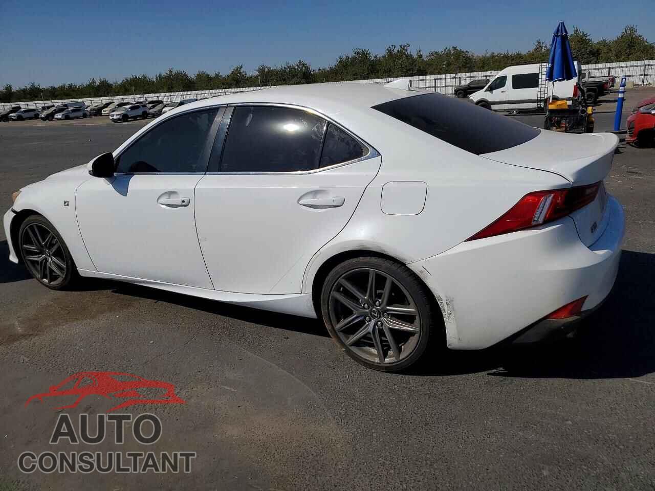 LEXUS IS 2015 - JTHBF1D21F5080640