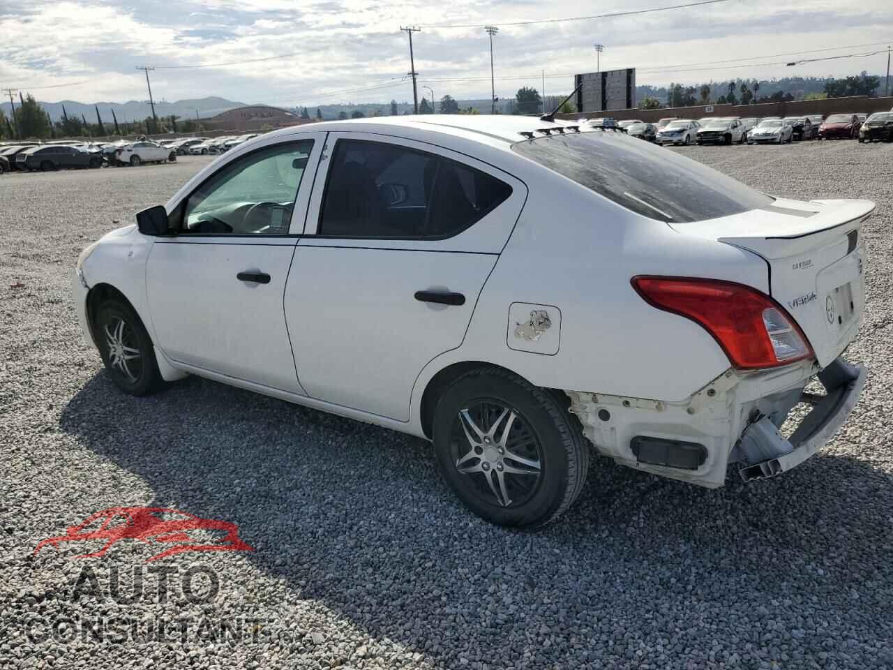 NISSAN VERSA 2017 - 3N1CN7AP3HL833747