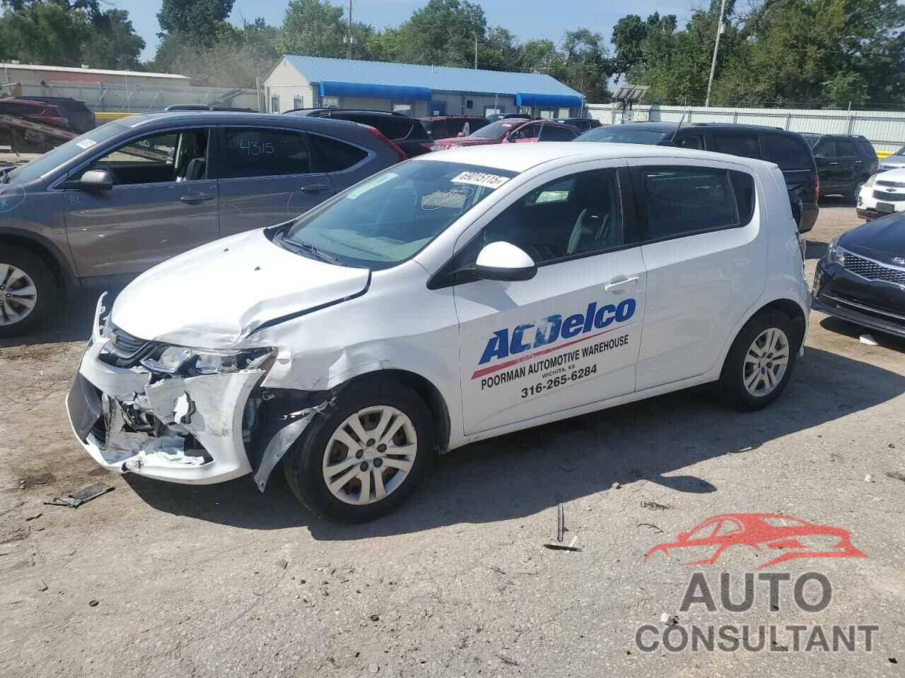 CHEVROLET SONIC 2020 - 1G1JG6SB1L4103760