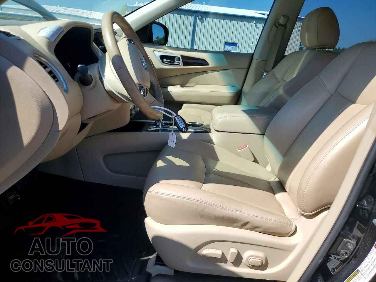 NISSAN PATHFINDER 2015 - 5N1AR2MN7FC677805