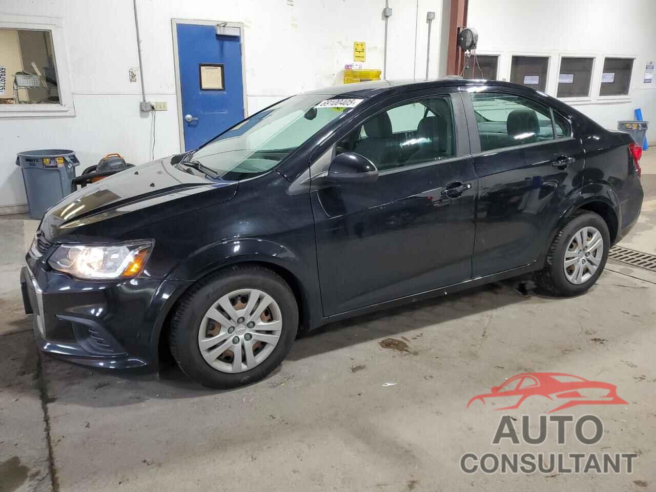 CHEVROLET SONIC 2017 - 1G1JB5SH1H4168175