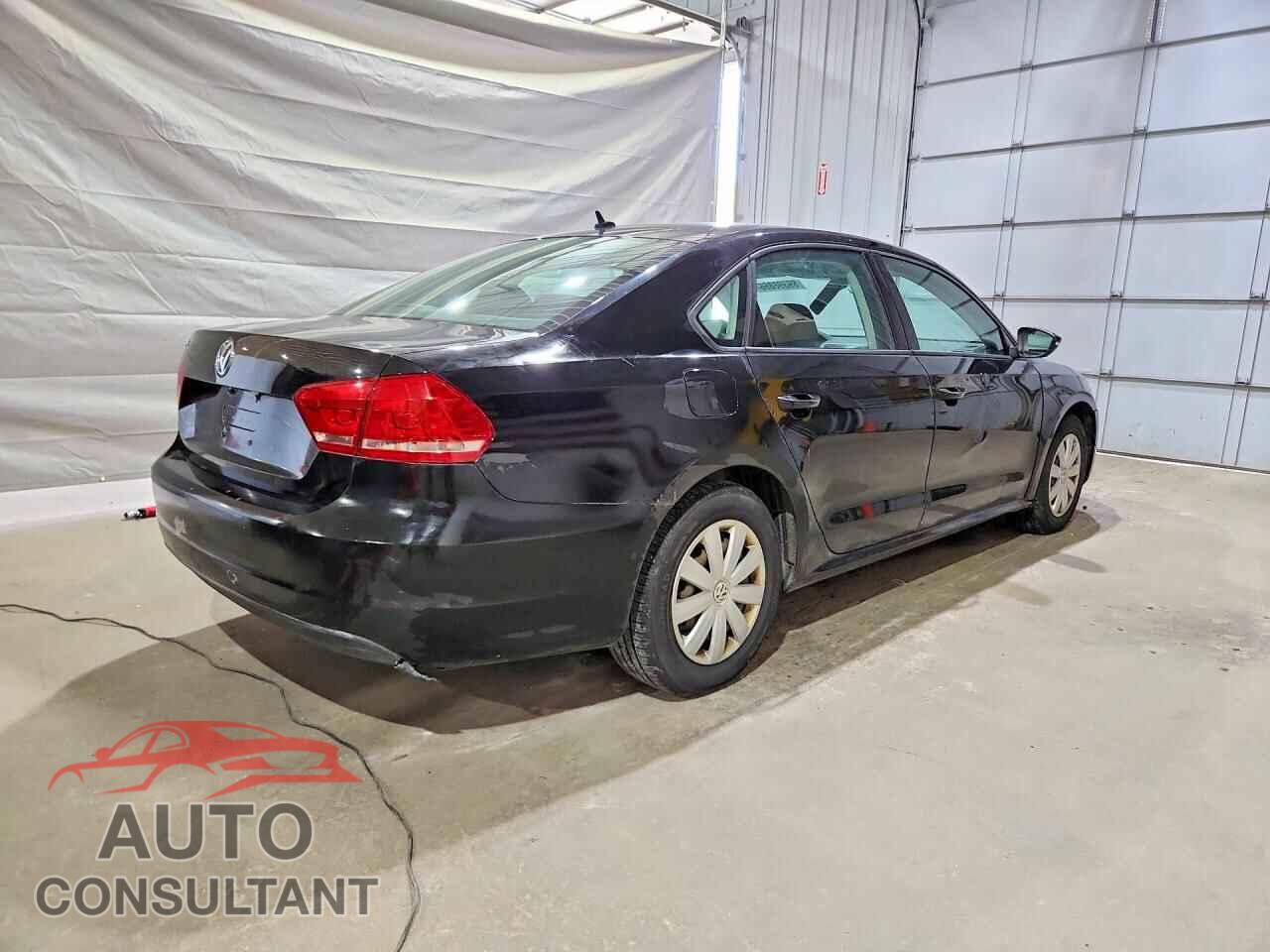 VOLKSWAGEN PASSAT 2012 - 1VWAP7A33CC025315