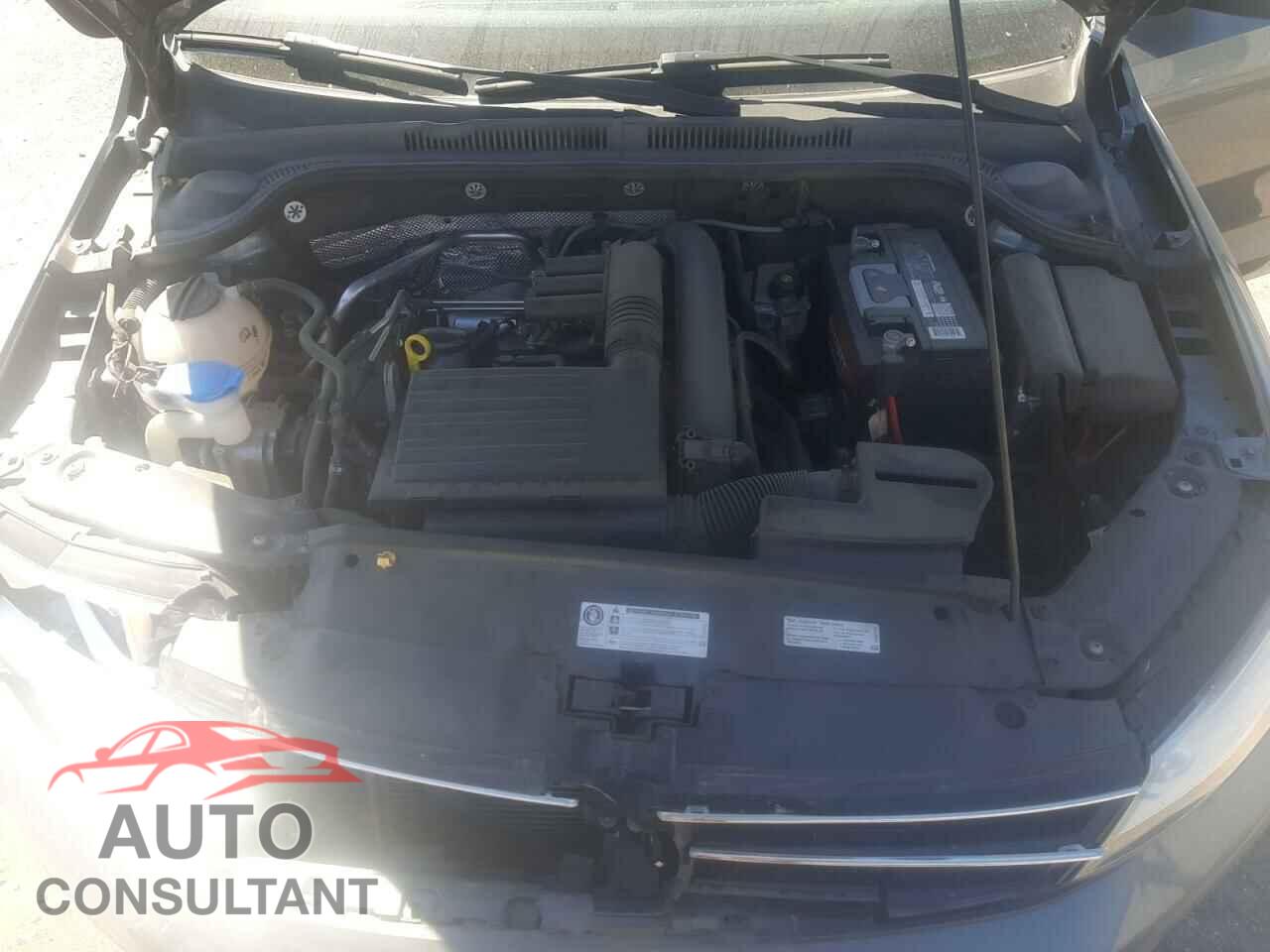 VOLKSWAGEN JETTA 2017 - 3VWDB7AJ0HM207652