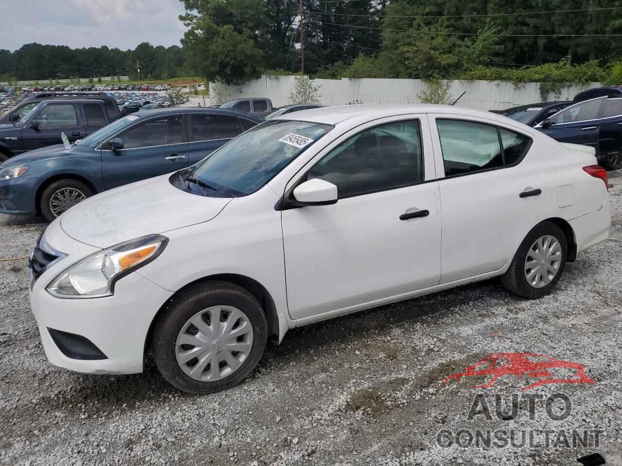 NISSAN VERSA 2018 - 3N1CN7AP9JL808048