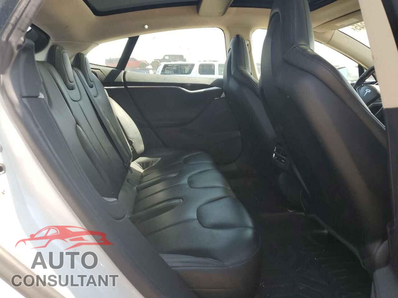 TESLA MODEL S 2013 - 5YJSA1DN0DFP08094