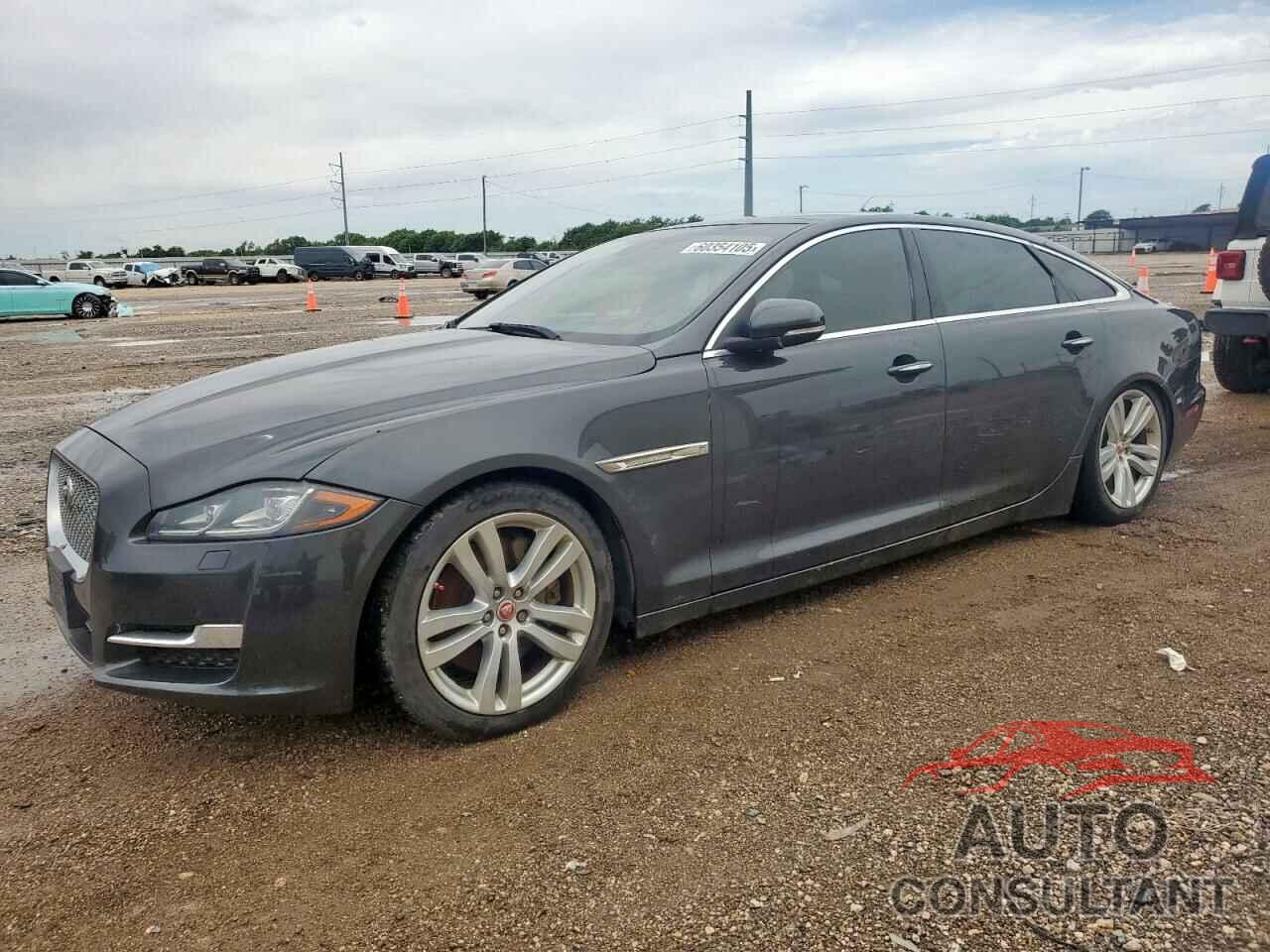 JAGUAR XJ 2016 - SAJWA2G74G8V98077