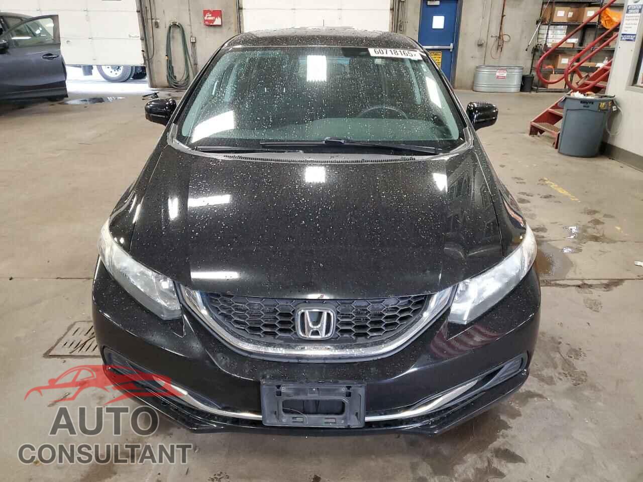 HONDA CIVIC 2015 - 2HGFB2F52FH500038