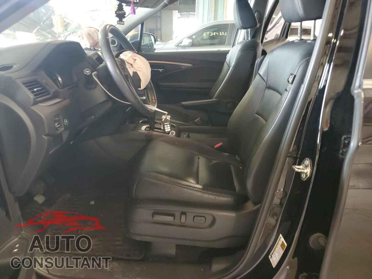 HONDA PILOT 2017 - 5FNYF6H57HB057068