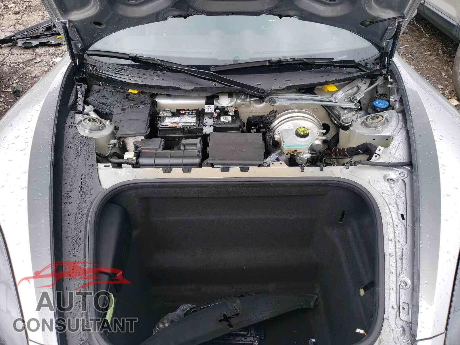 PORSCHE BOXSTER 2019 - WP0CA2A88KS210668
