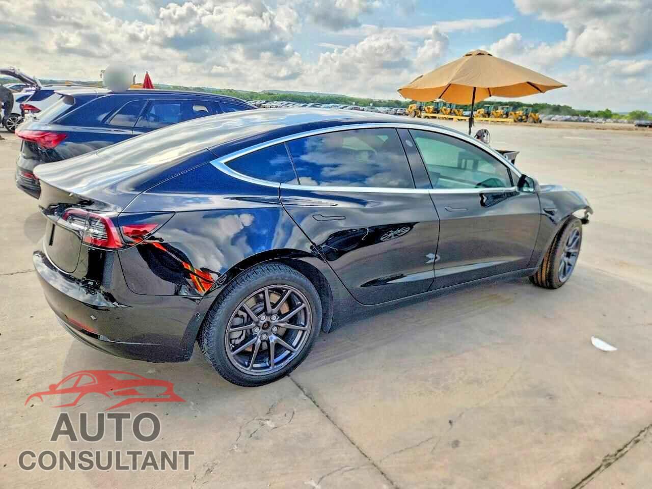 TESLA MODEL 3 2018 - 5YJ3E1EA9JF172939